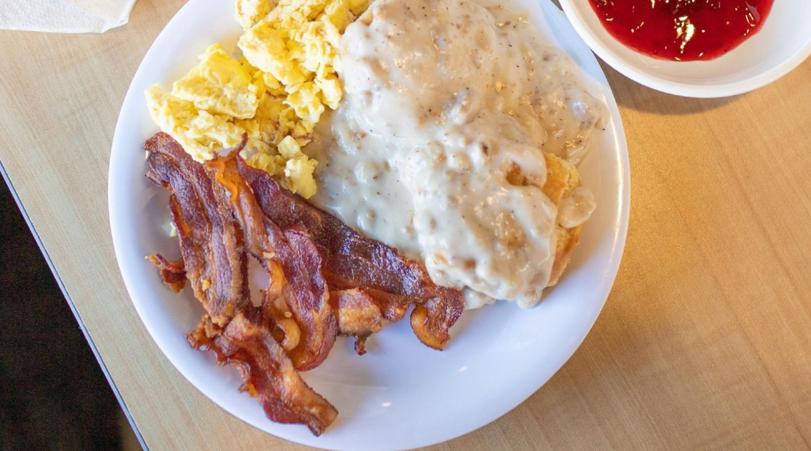 Golden Corral Omelet Station